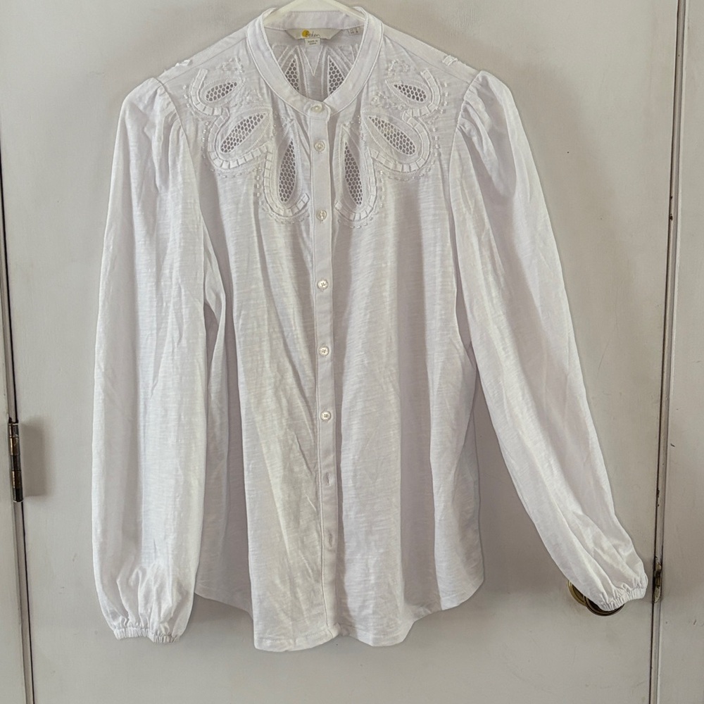 Boden white long sleeve button down knit top with cutwork beading ribbon Size 8